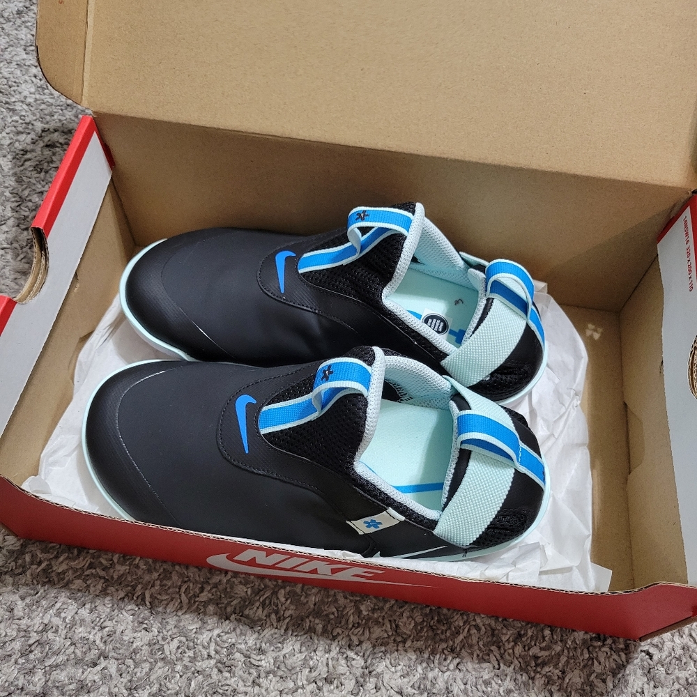 Nike Zoom Pulse Black Teal Medical Shoes Size 6.5 EUR 39